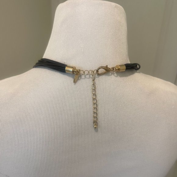 Natasha Jewelry Black and Gold Necklace - Picture 3 of 6